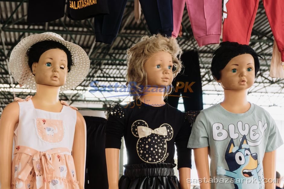 Doll for Kids (گڑیا) — Faisalabad ke bazaar mein