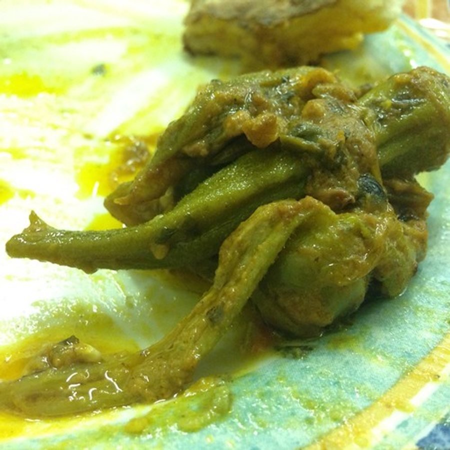 Lady Finger (بھنڈی) — Sukkur ke bazaar mein