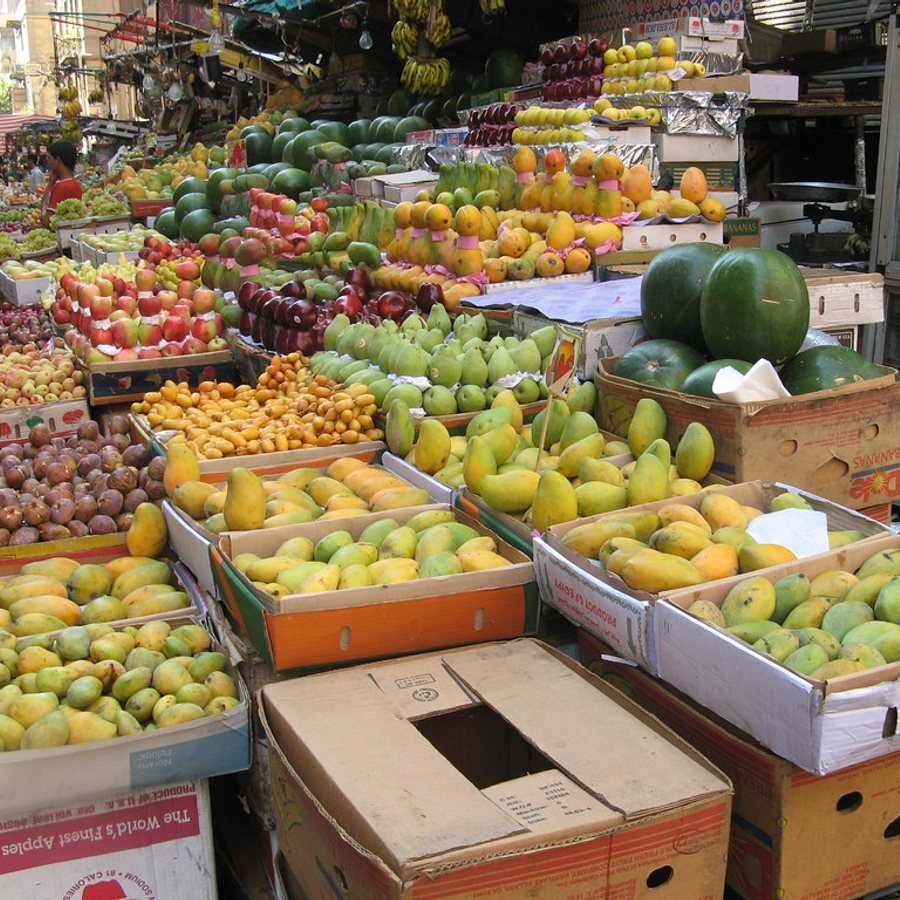 Kaala Kolu Apple (کالا کولو سیب)