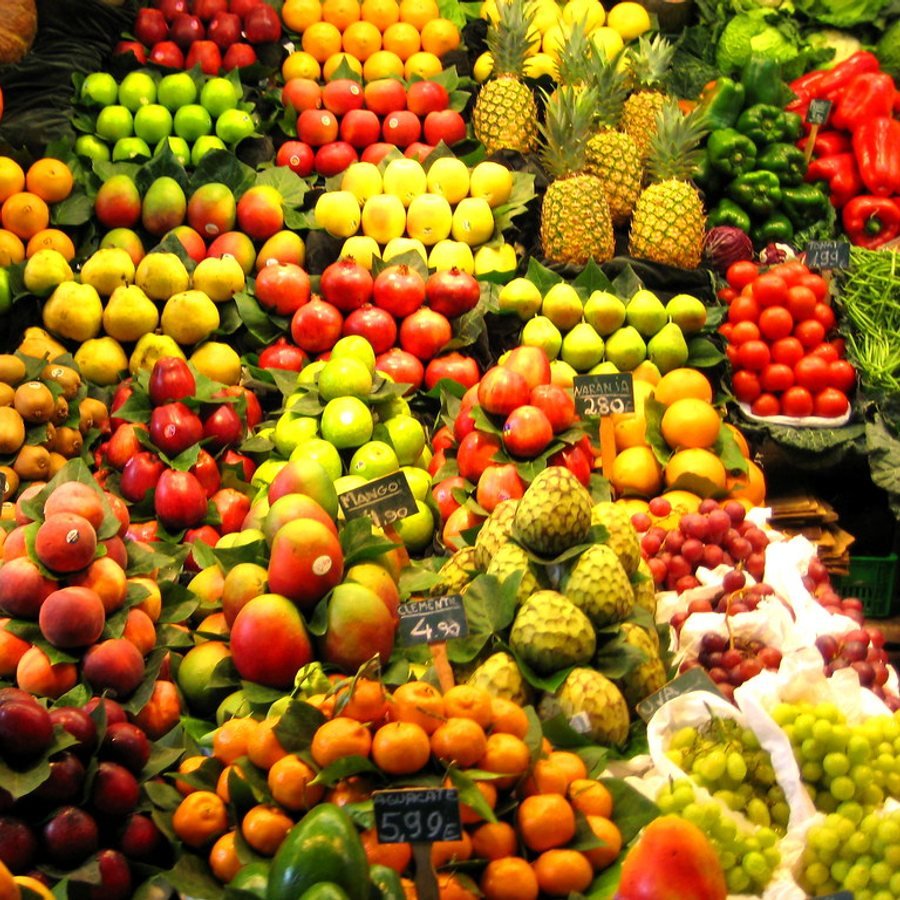 Green Grapes (ہرے انگور) — Lahore ke bazaar mein