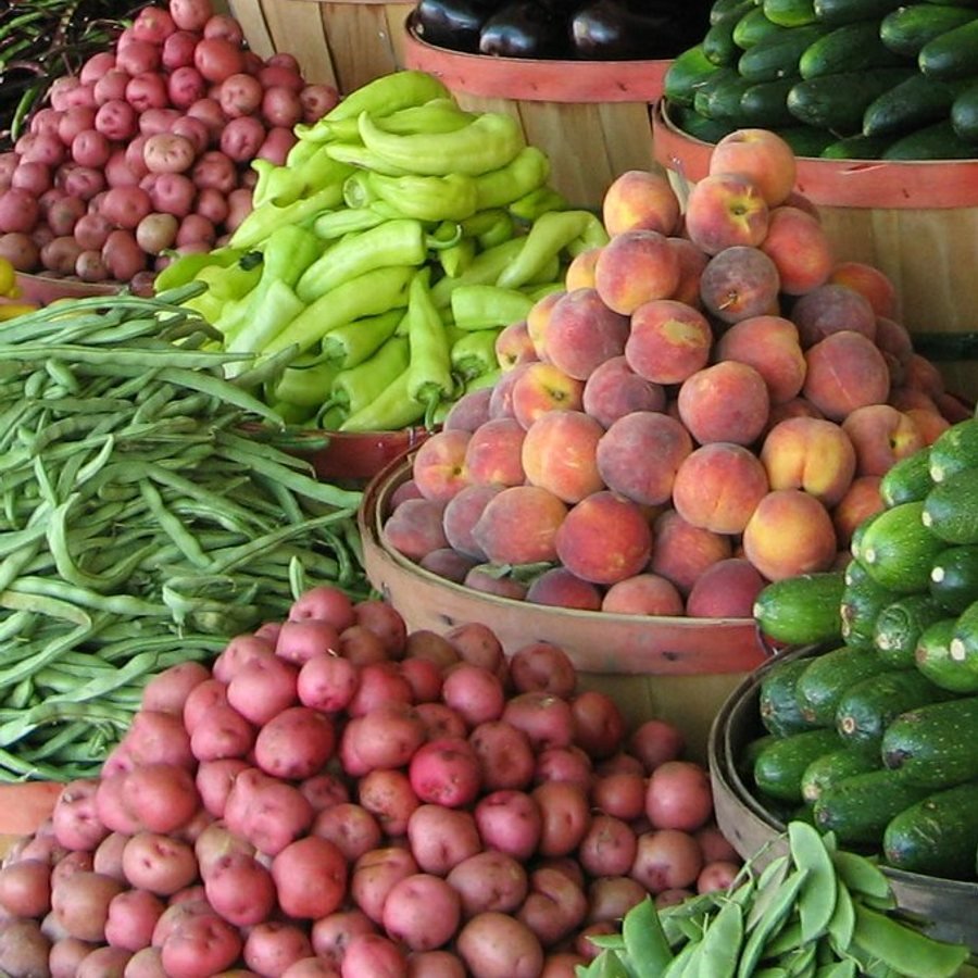 Red Onion (لال پیاز) — Peshawar ke bazaar mein